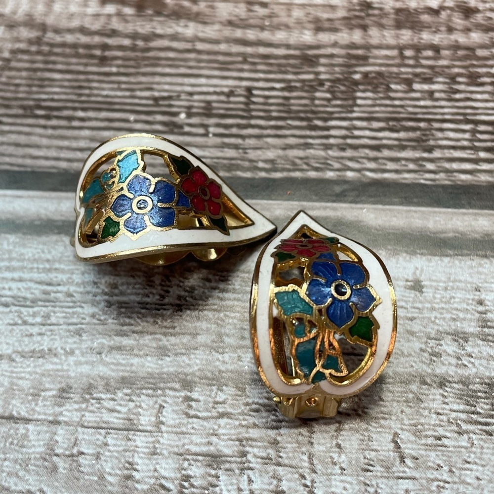 Vintage Cloisonné clip on teardrop shaped earrings
